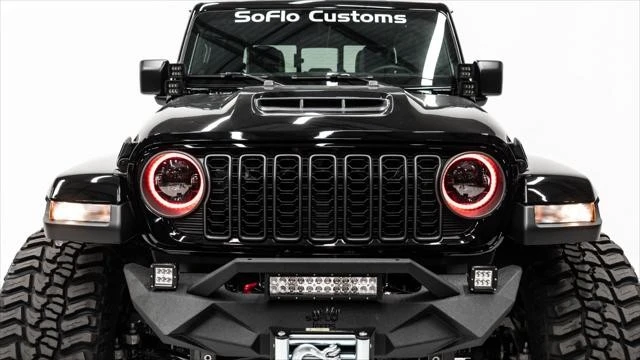 2025 Jeep JT Gladiator - Image 16 of 21