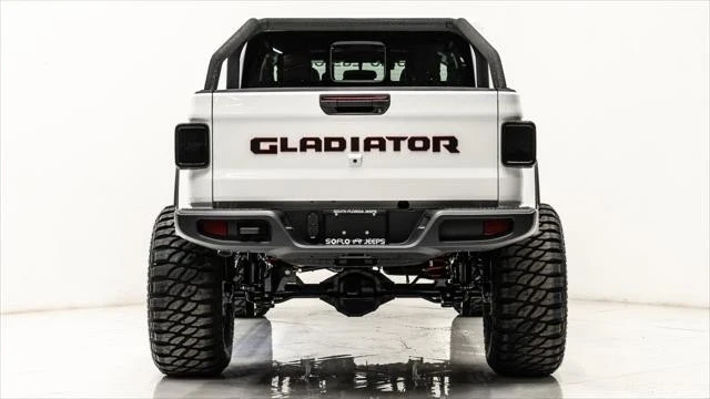 2025 Jeep JT Gladiator - Image 13 of 21