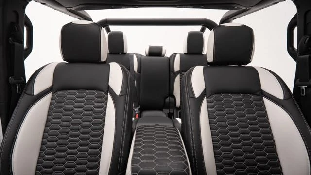 2025 Jeep JT Gladiator - Image 14 of 21