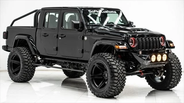 2025 Jeep JT Gladiator - Image 2 of 21