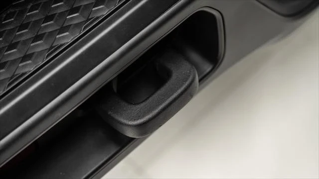 2025 Jeep JT Gladiator - Image 15 of 21