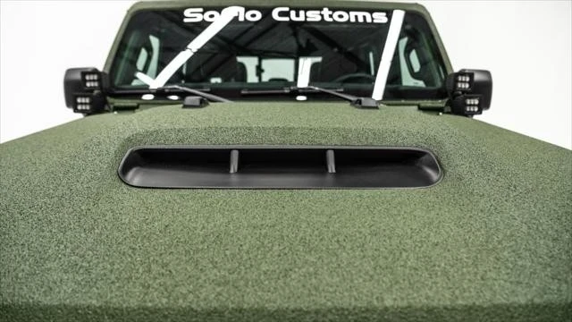2025 Jeep JT Gladiator - Image 20 of 21
