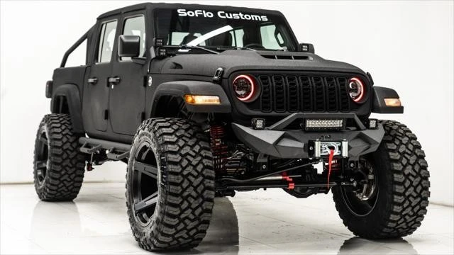 2025 Jeep JT Gladiator - Image 5 of 21