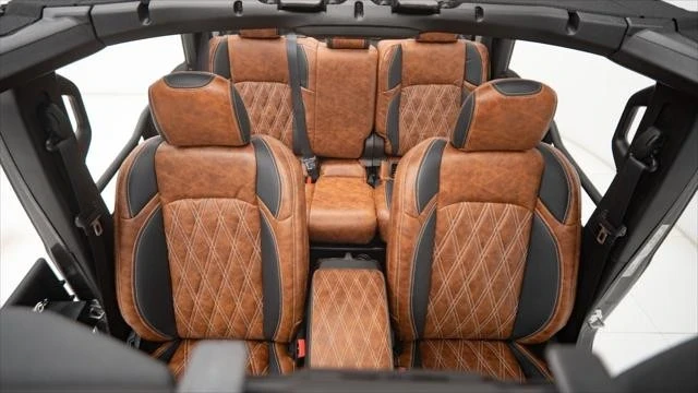 2025 Jeep JT Gladiator - Image 15 of 21
