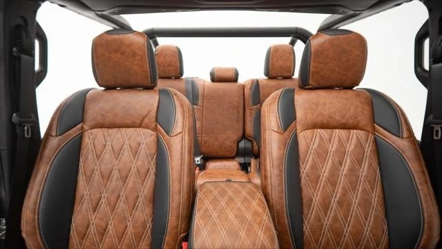 2025 Jeep JT Gladiator - Image 16 of 21