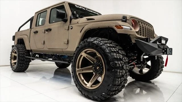 2025 Jeep JT Gladiator - Image 7 of 21