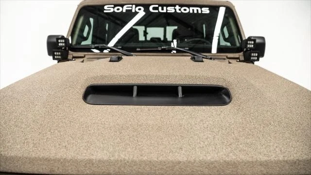 2025 Jeep JT Gladiator - Image 17 of 21