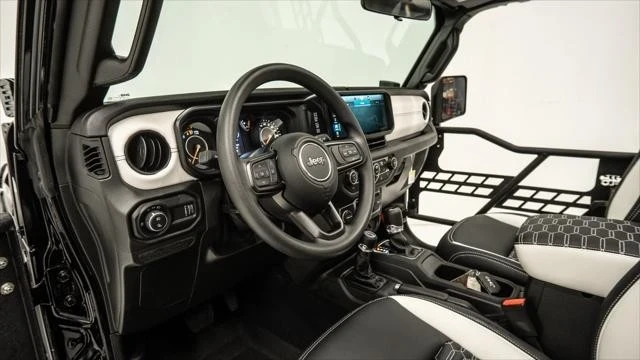 2025 Jeep JT Gladiator - Image 19 of 21