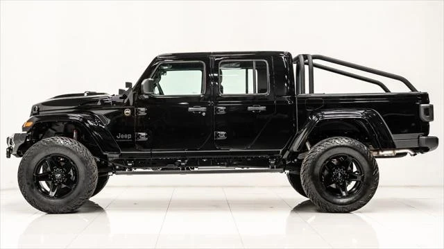 2025 Jeep JT Gladiator - Image 9 of 21