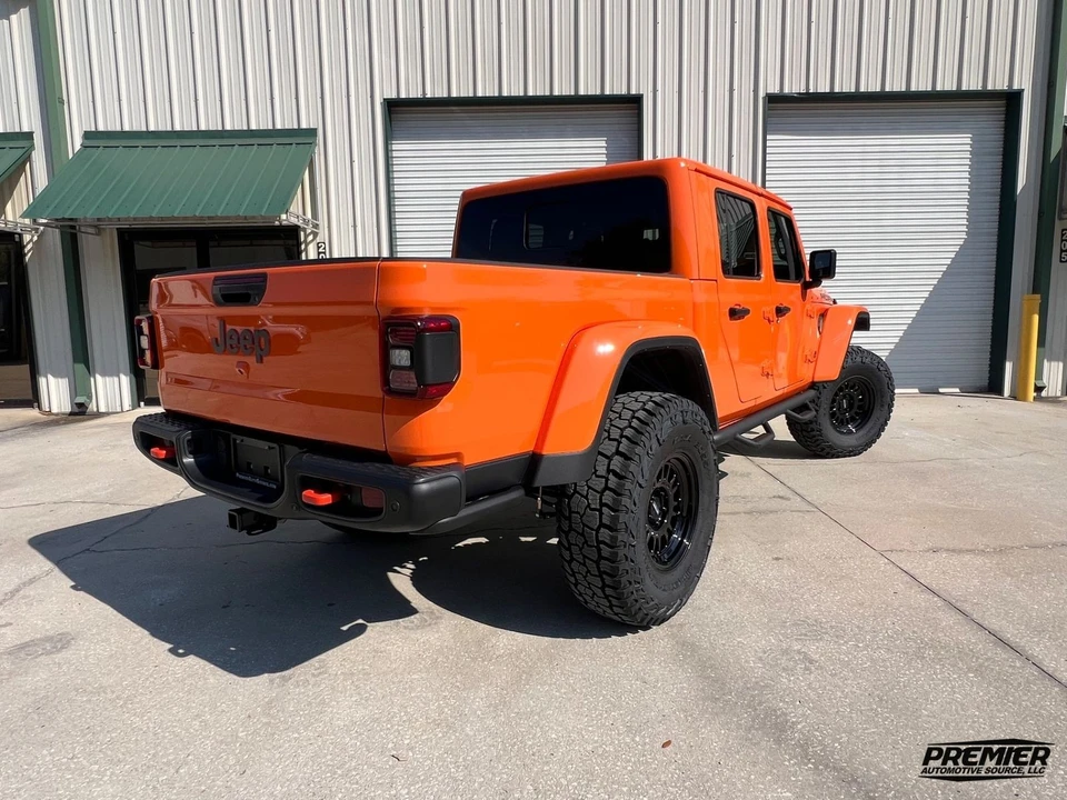 2025 Jeep JT Gladiator - Image 3 of 11