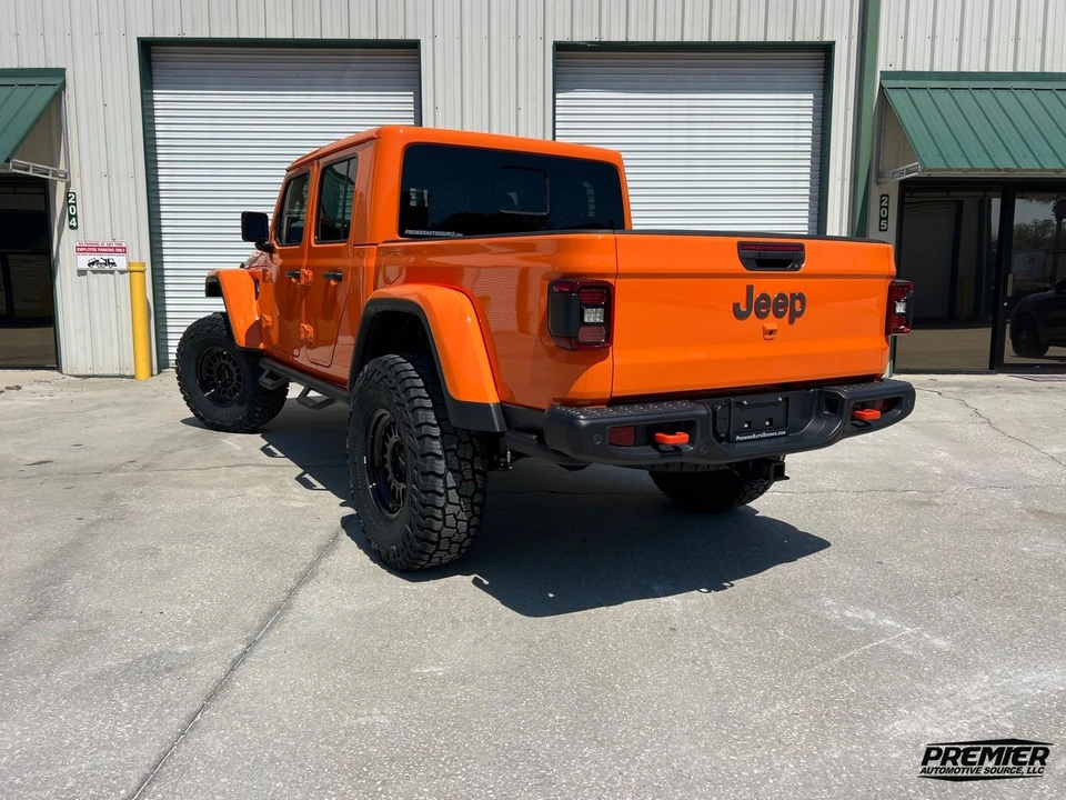 2025 Jeep JT Gladiator - Image 4 of 11