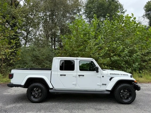 2025 Jeep JT Gladiator - Image 6 of 21