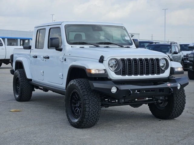 2025 Jeep JT Gladiator - Image 3 of 18