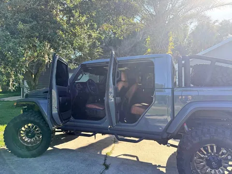 2025 Jeep Gladiator High Altitude Pickup 4D 5 ft