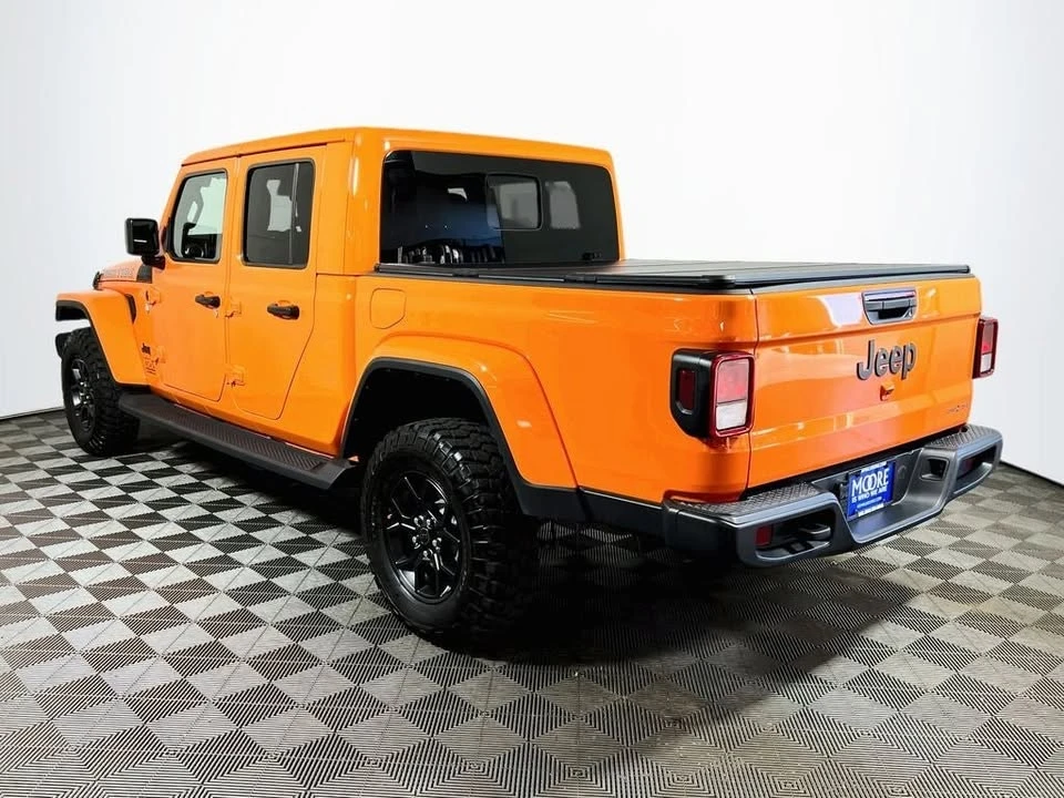2025 Jeep JT Gladiator - Image 5 of 19