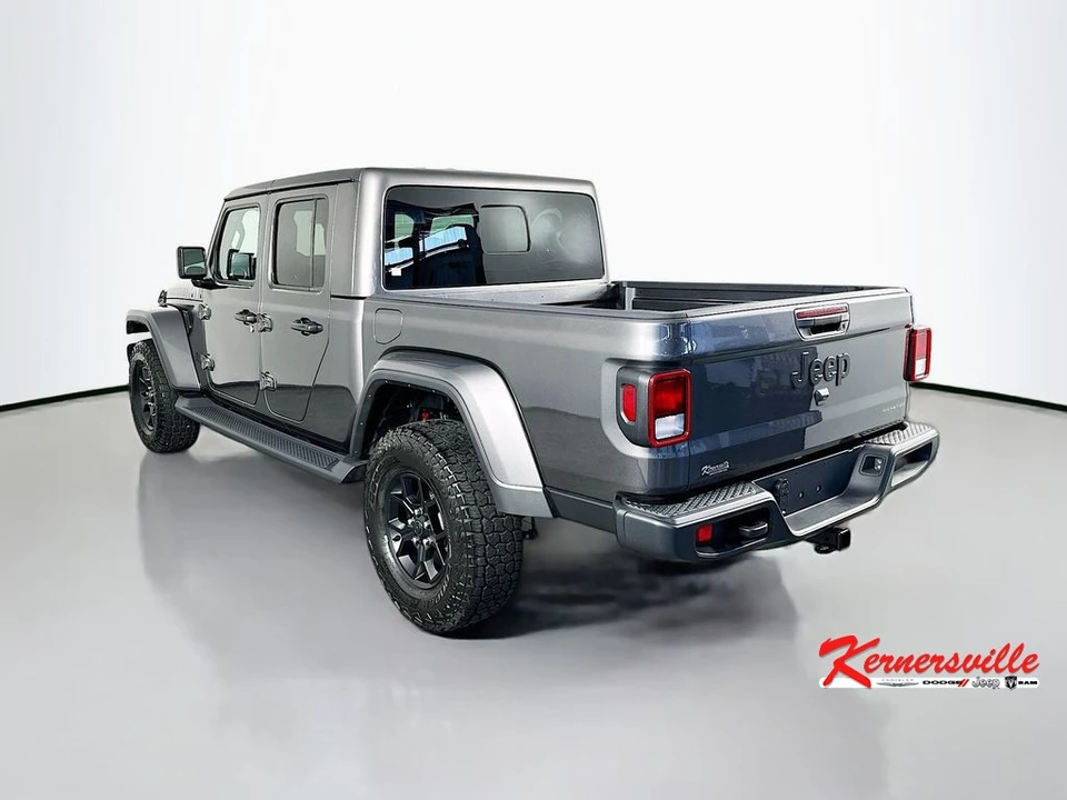 2025 Jeep JT Gladiator - Image 5 of 24