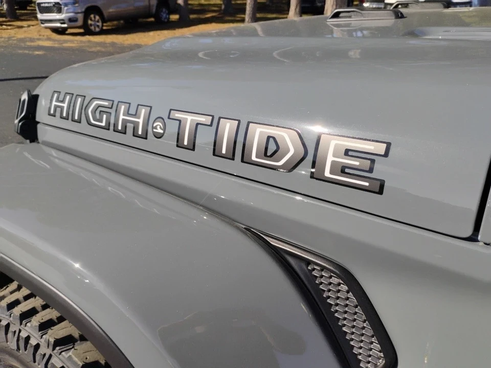 2025 Jeep JT Gladiator - Image 12 of 12