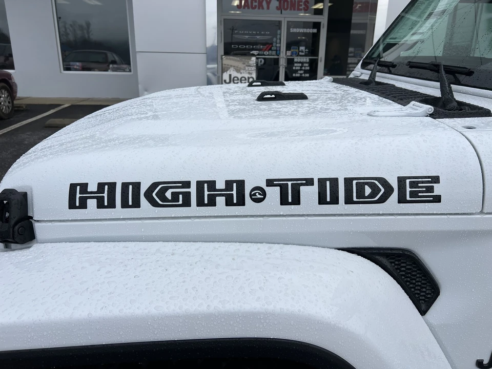 2025 Jeep JT Gladiator - Image 7 of 21