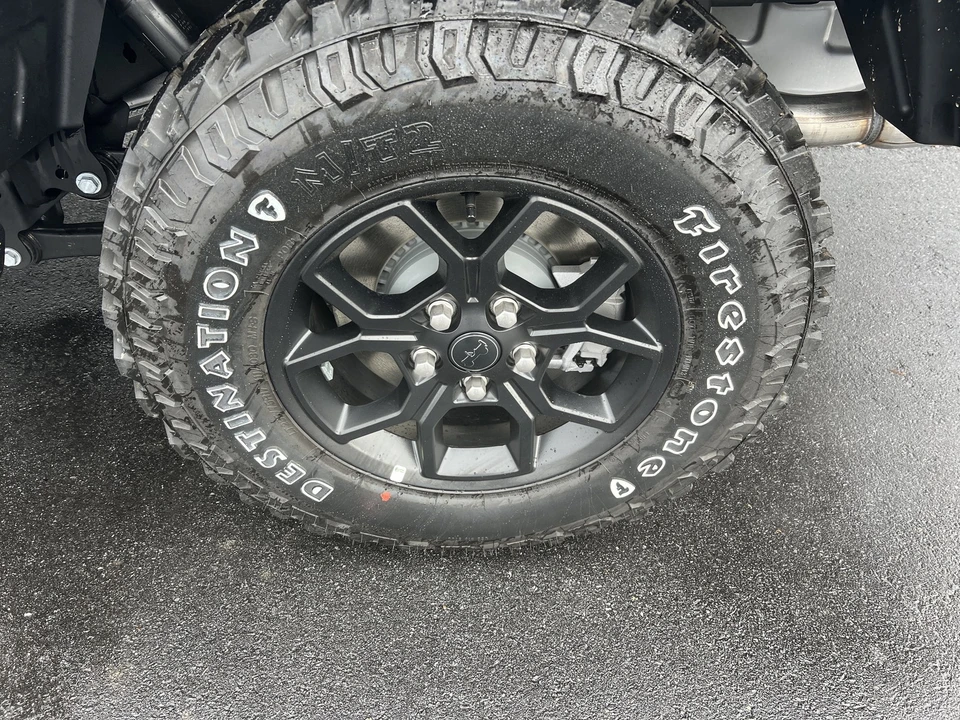 2025 Jeep JT Gladiator - Image 10 of 21