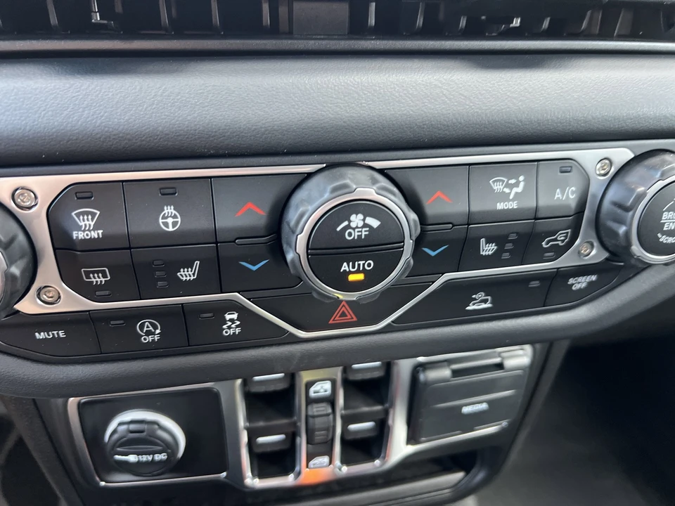 2025 Jeep JT Gladiator - Image 20 of 21