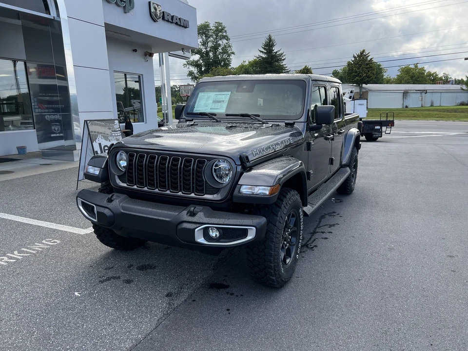 2025 Jeep JT Gladiator - Image 6 of 21