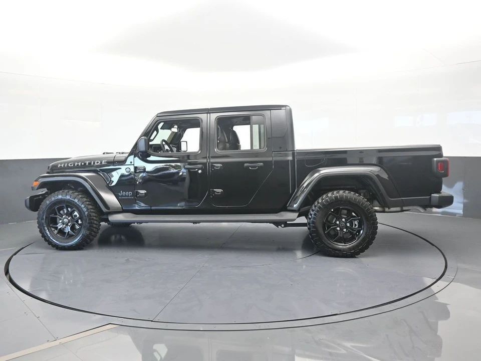 2025 Jeep JT Gladiator - Image 3 of 12