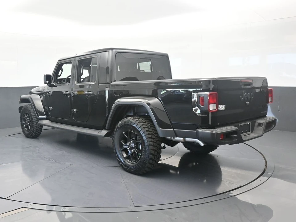 2025 Jeep JT Gladiator - Image 4 of 12