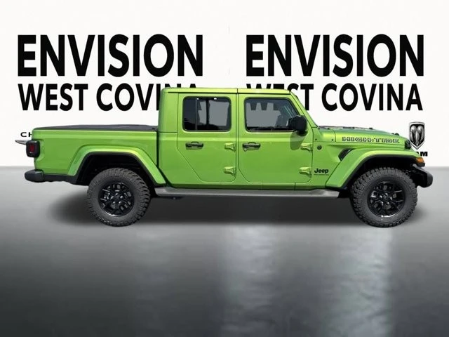 2025 Jeep JT Gladiator - Image 9 of 12