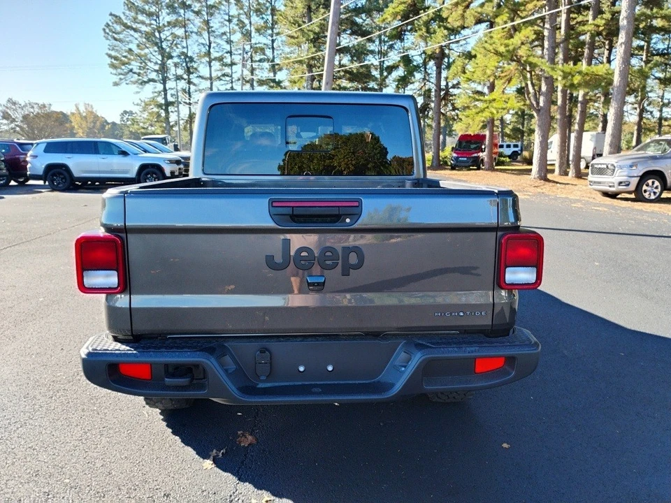 2025 Jeep JT Gladiator - Image 6 of 12