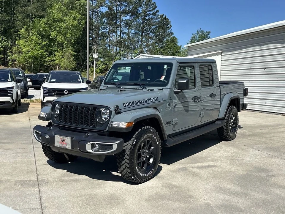 2025 Jeep JT Gladiator - Image 3 of 27