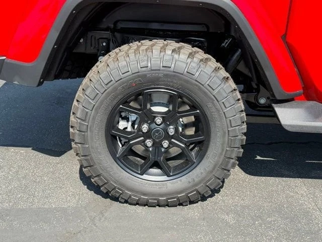 2025 Jeep JT Gladiator - Image 10 of 12