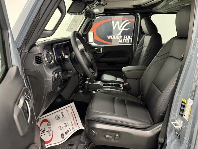 2025 Jeep JT Gladiator - Image 8 of 12