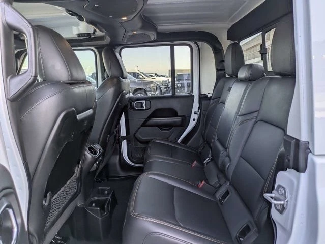 2025 Jeep JT Gladiator - Image 11 of 12