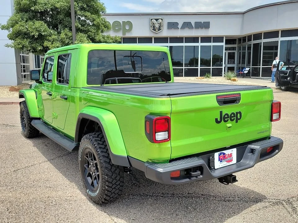 2025 Jeep JT Gladiator - Image 3 of 7