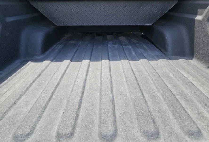 2025 Jeep JT Gladiator - Image 11 of 12
