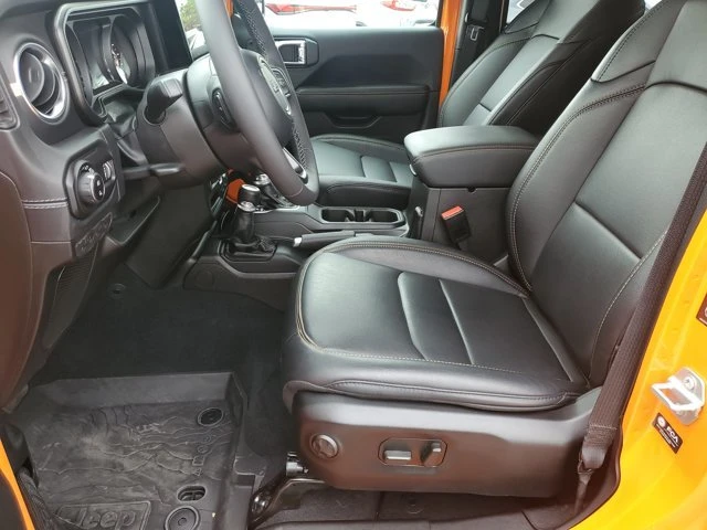 2025 Jeep JT Gladiator - Image 16 of 20