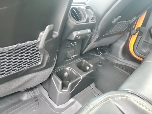 2025 Jeep JT Gladiator - Image 13 of 20