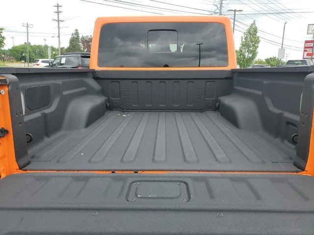 2025 Jeep JT Gladiator - Image 8 of 20
