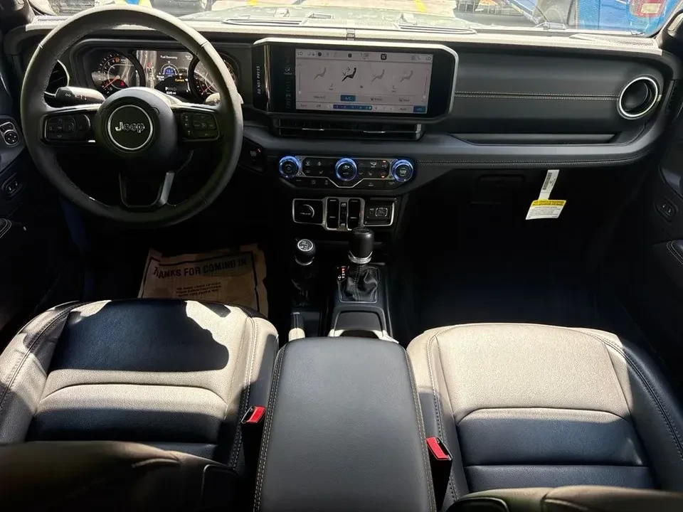 2025 Jeep JT Gladiator - Image 9 of 12