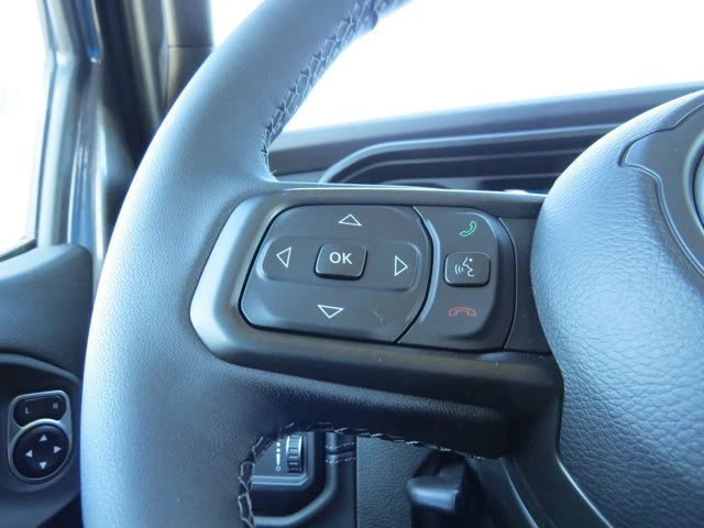 2025 Jeep JT Gladiator - Image 19 of 20
