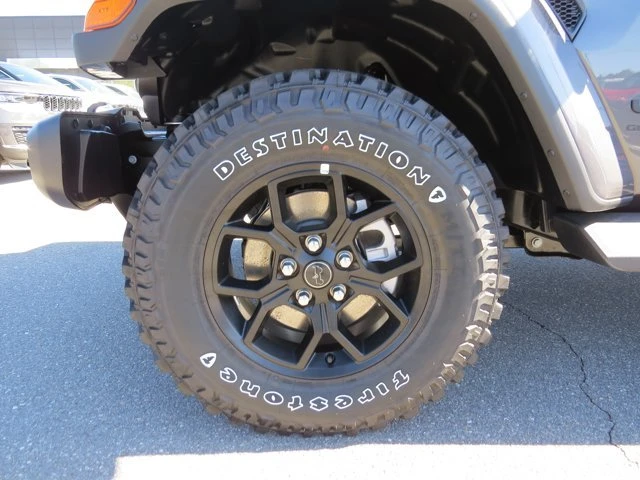 2025 Jeep JT Gladiator - Image 12 of 20