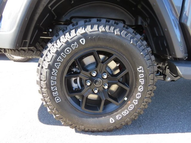 2025 Jeep JT Gladiator - Image 10 of 20