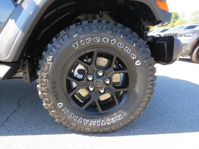 2025 Jeep JT Gladiator - Image 9 of 20