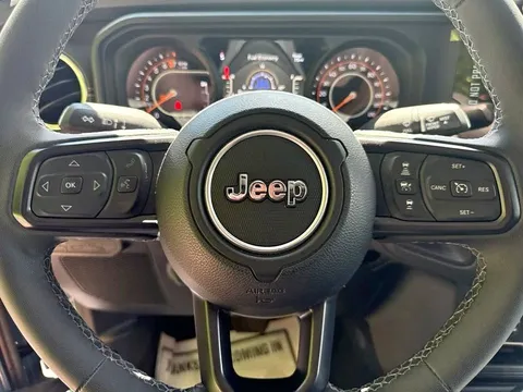 2025 Jeep Gladiator High Tide