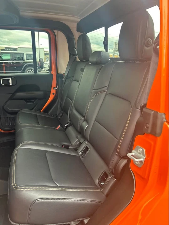 2025 Jeep JT Gladiator - Image 7 of 11