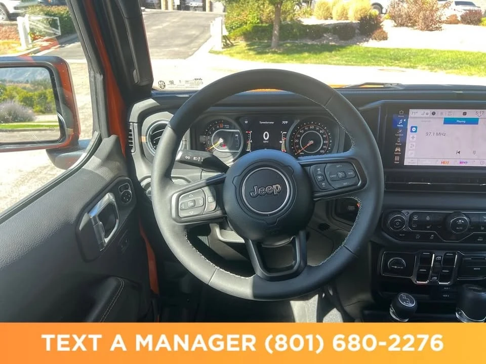 2025 Jeep JT Gladiator - Image 16 of 20