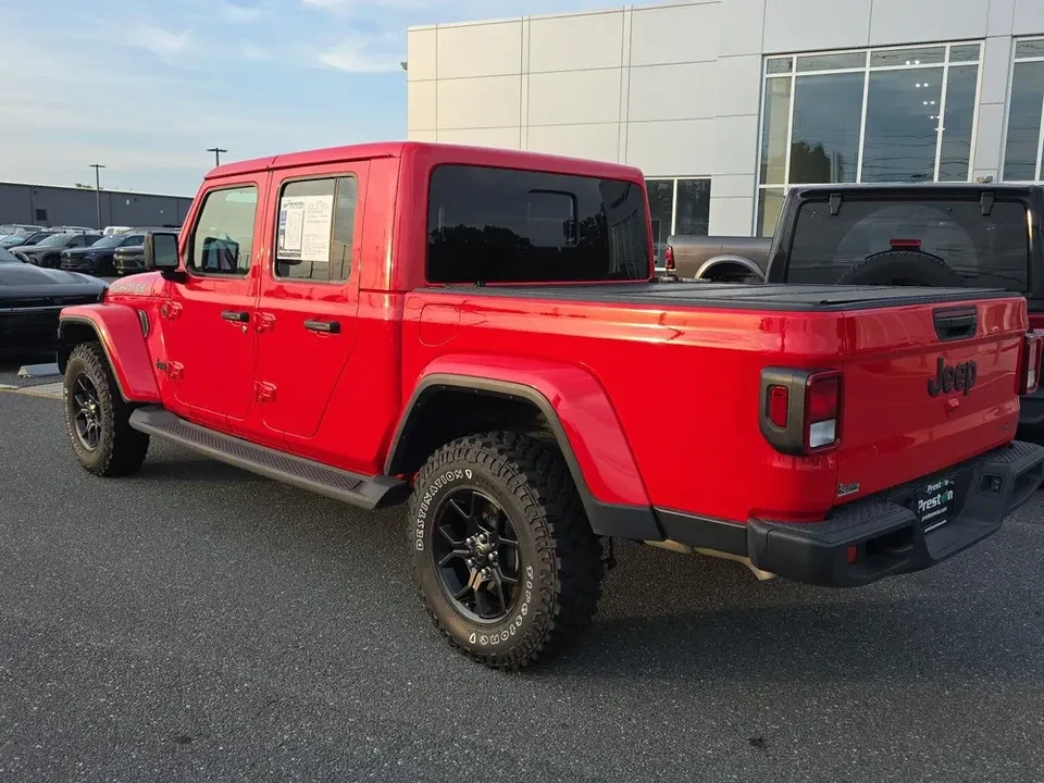 2025 Jeep JT Gladiator - Image 8 of 15
