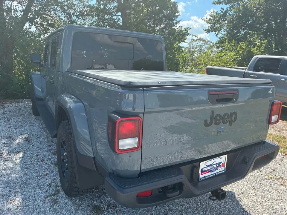2025 Jeep JT Gladiator - Image 4 of 15