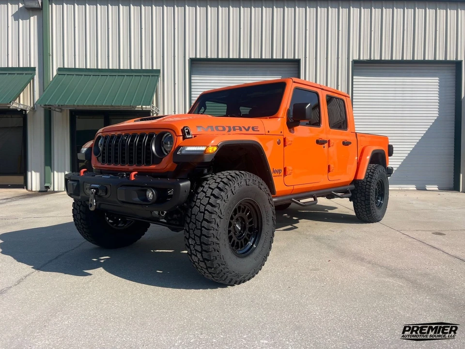 2025 Jeep JT Gladiator - Image 3 of 12