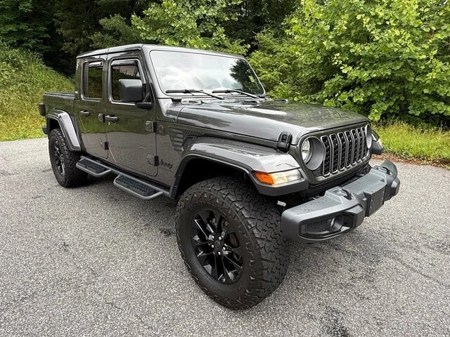 2025 Jeep JT Gladiator - Image 4 of 28